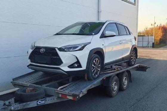Toyota Yaris L